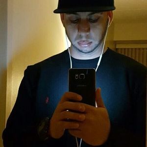 Meet your Posher, Jonathan